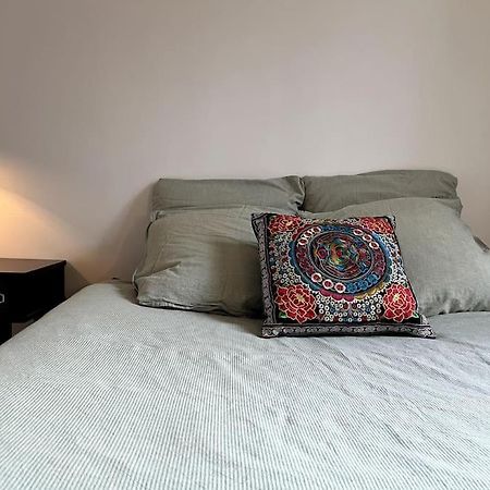 L'Atypique D'Orleans Apartment Bagian luar foto